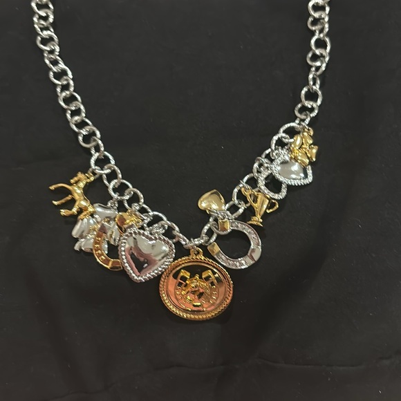 Talbots FUN costume necklace!!! So cute for summer!! 🦋💙 - Picture 3 of 4